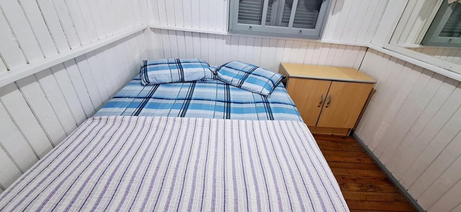 CASA completa em TORRES-RS - O MELHOR CUSTO BENEFICIO na mais bela praia Gaúcha - Cozinha - Banheiro - Ar condicionado - Smart TV 32 Android Apps Youtube - Netflix - Prime Vídeo e Wi-Fi - Estacionamento - Acomoda até 10 pessoas - Anfitriã Superhost n Villa Exterior foto